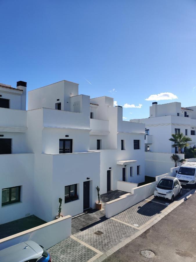 피네스트라트 Panoramic Luxury Sea View House 빌라 외부 사진