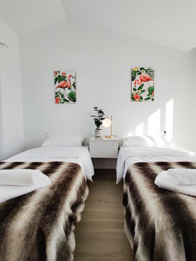 피네스트라트 Panoramic Luxury Sea View House 빌라 외부 사진